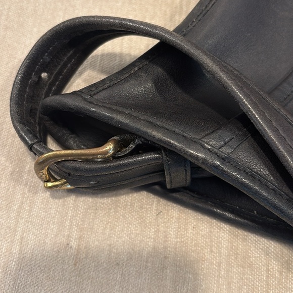 Vintage gorgeous Coach bag with embossed label, original leather tag,zipper pull - Picture 14 of 16